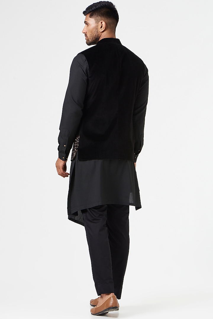 Black Velvet Textured Embroidered Nehru Jacket Set by SEVENDC MEN at Pernia's Pop Up Shop