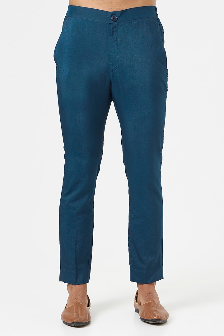 Blue Embroidered Kurta Set by SEVENDC MEN at Pernia's Pop Up Shop