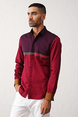 Crimson Red Cotton Color-Blocked Shirt by SEVENDC MEN