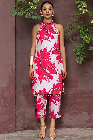 Ivory & Fuchsia Pink Dola Silk Printed Kurta Set by Seeaash