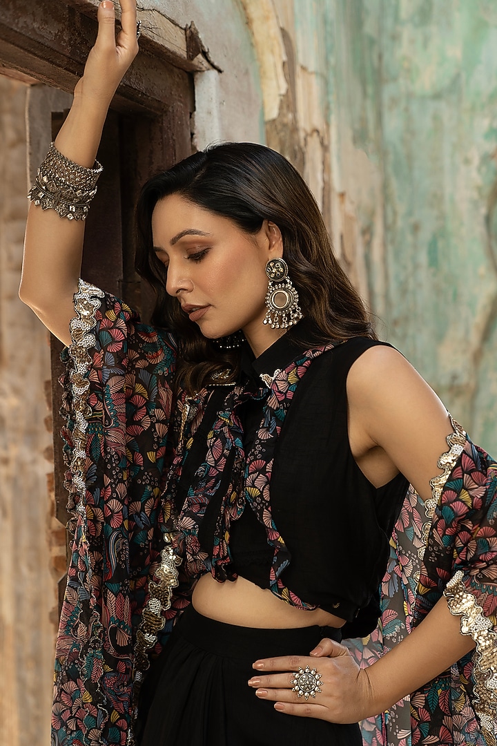 Black Flat Chiffon & Organza Printed Cape Set by Seeaash at Pernia's Pop Up Shop