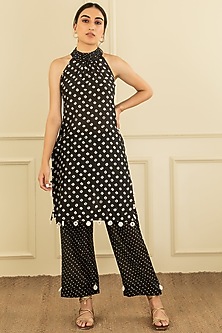 product-color-Black