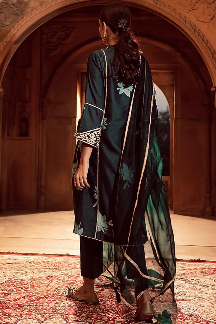 Emerald Green Khizan Floral Printed Kurta Set by Seeaash at Pernia's Pop Up Shop
