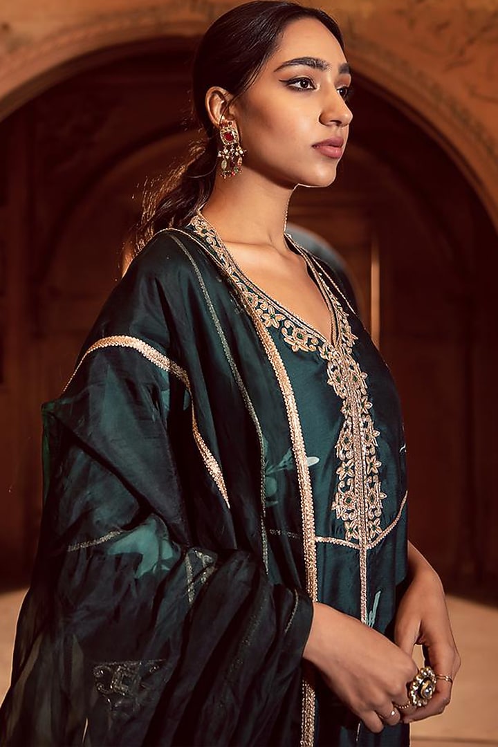 Emerald Green Khizan Floral Printed Kurta Set by Seeaash at Pernia's Pop Up Shop