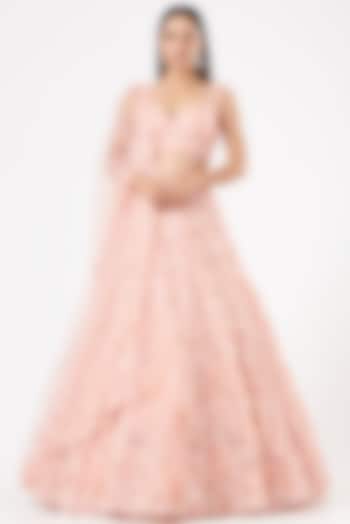 Peach Embroidered Bridal Lehenga Set by Seema Gujral at Pernia's Pop Up Shop