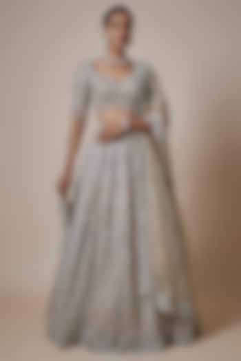 Beige Gold Organza Zari & Sequins Embroidered Bridal Lehenga Set by Seema Gujral at Pernia's Pop Up Shop