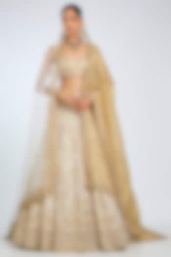 Ivory Raw Silk Threadwork Bridal Lehenga Set by Seema Gujral at Pernia's Pop Up Shop