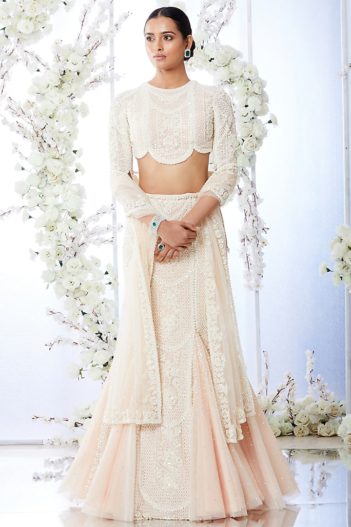 Powder Peach Embroidered Fish-Cut Bridal Lehenga Set by Seema Gujral at Pernia's Pop Up Shop