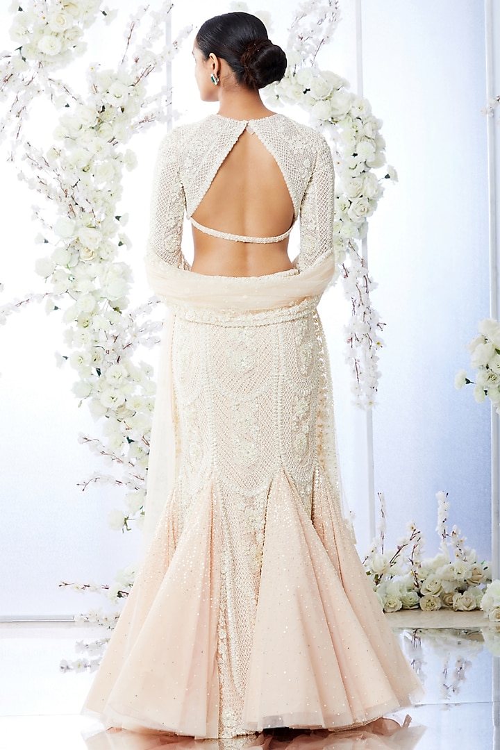 Powder Peach Embroidered Fish-Cut Bridal Lehenga Set by Seema Gujral at Pernia's Pop Up Shop