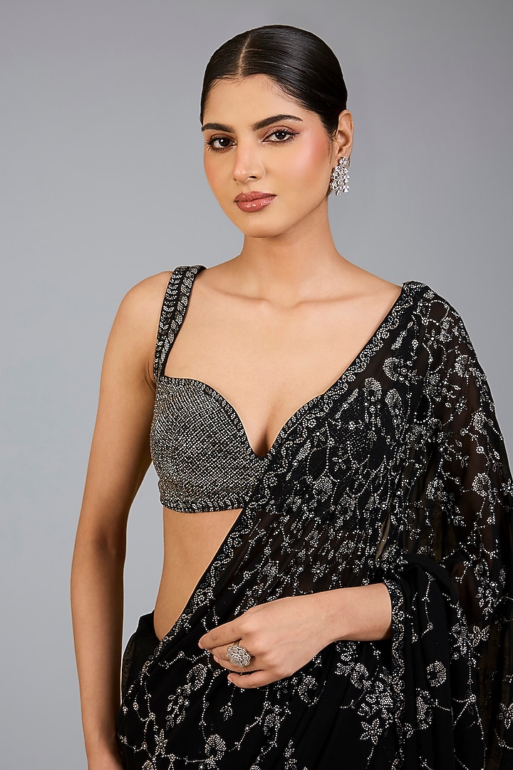 Black Net Embroidered Reception Saree Set by Seema Gujral at Pernia's Pop Up Shop