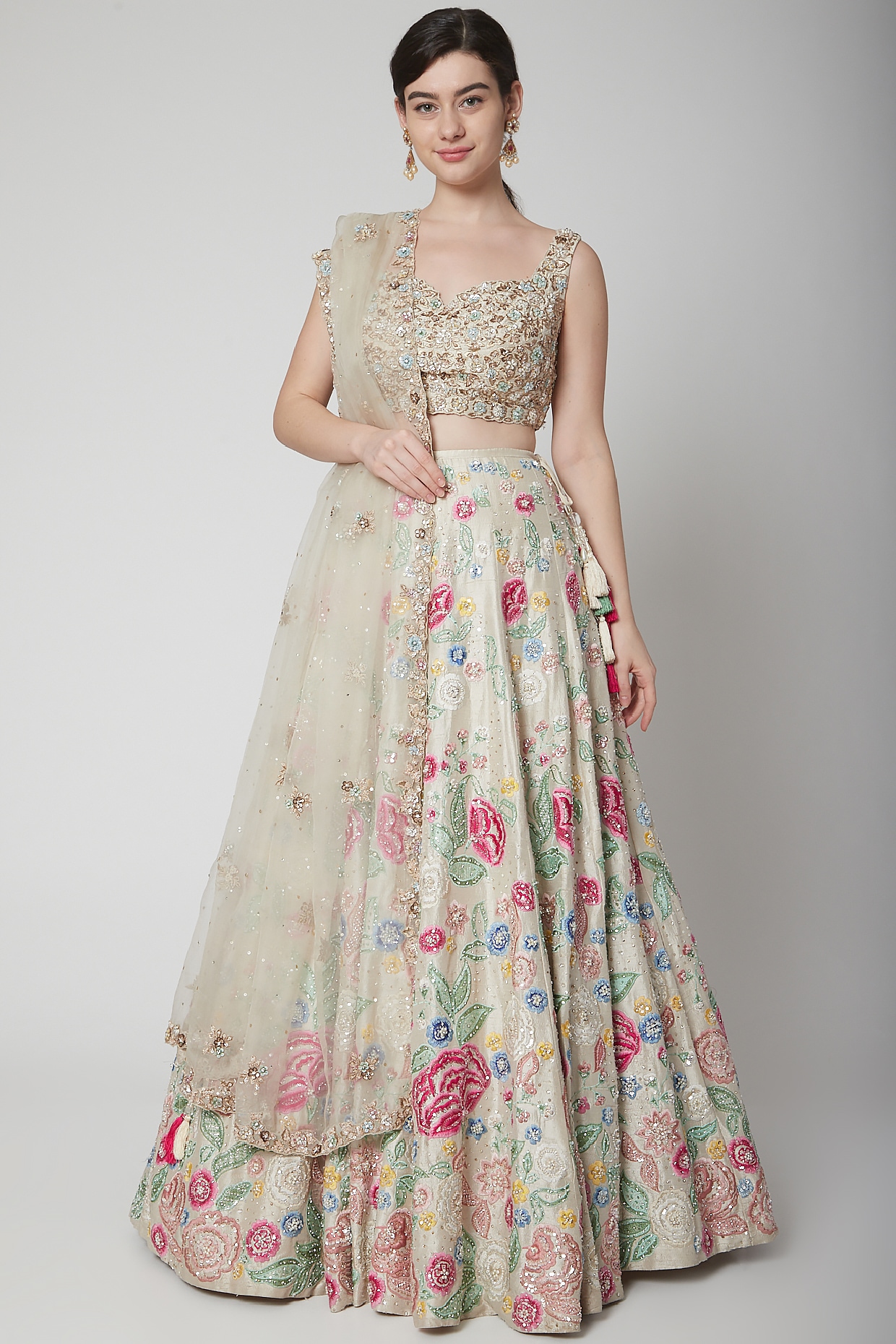 seema gujral bridal lehenga