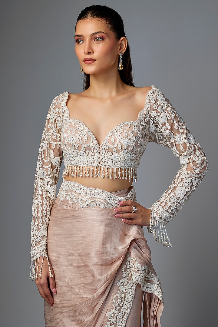 Peach Chiffon Reception Saree Set by Seema Gujral at Pernia's Pop Up Shop