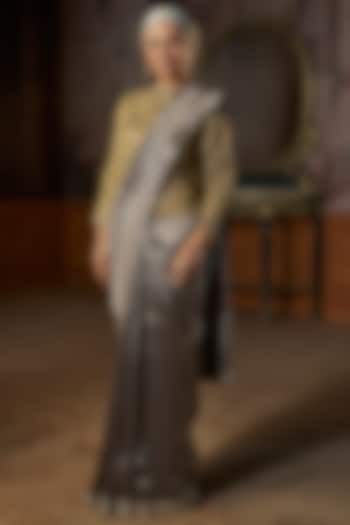 Grey Tissue Organza Reception Saree Set by Seema Gujral at Pernia's Pop Up Shop