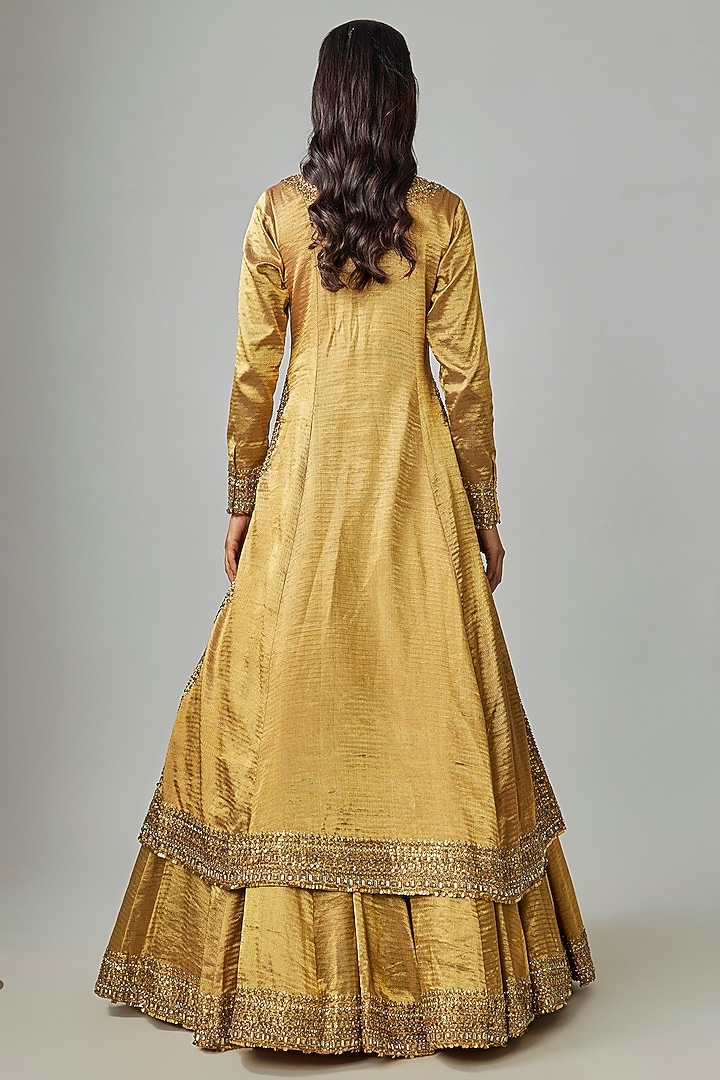 Antique Gold Banarasi Silk Bridal Lehenga Set by Seema Gujral at Pernia's Pop Up Shop