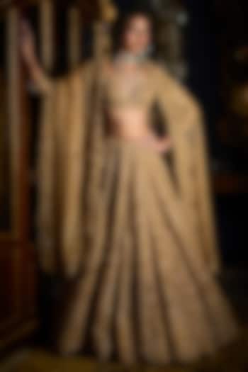 Gold Net Floral Embroidered Bridal Lehenga Set by Seema Gujral at Pernia's Pop Up Shop