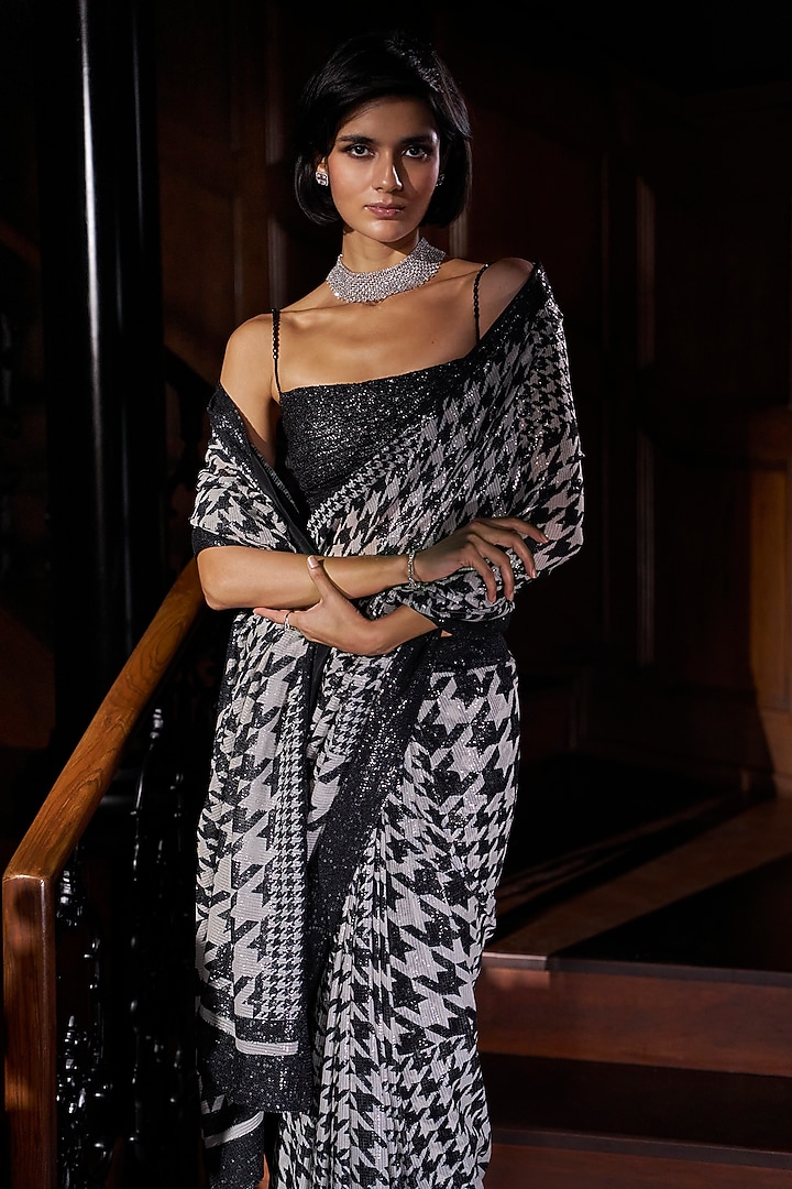Black & White Georgette Houndstooth Embroidered Reception Saree Set by Seema Gujral at Pernia's Pop Up Shop