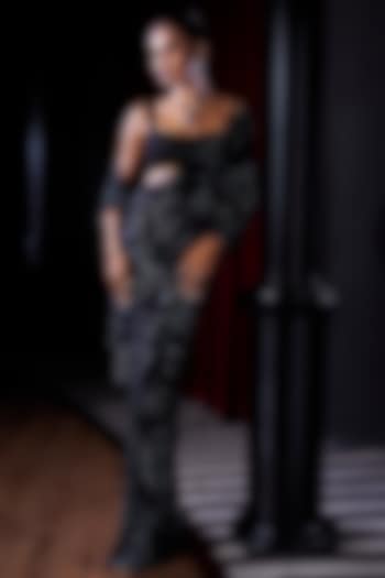 Midnight Blue Georgette Crystal Embroidered Bridal Saree Set by Seema Gujral at Pernia's Pop Up Shop