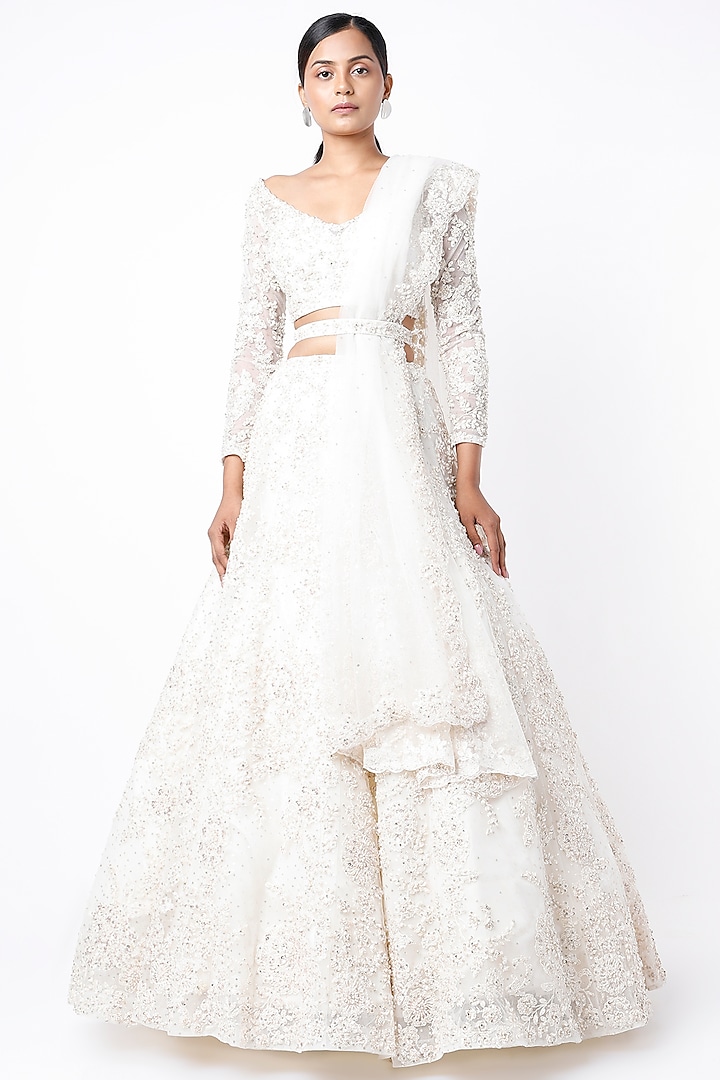 White Embroidered Bridal Lehenga Set by Seema Gujral at Pernia's Pop Up Shop