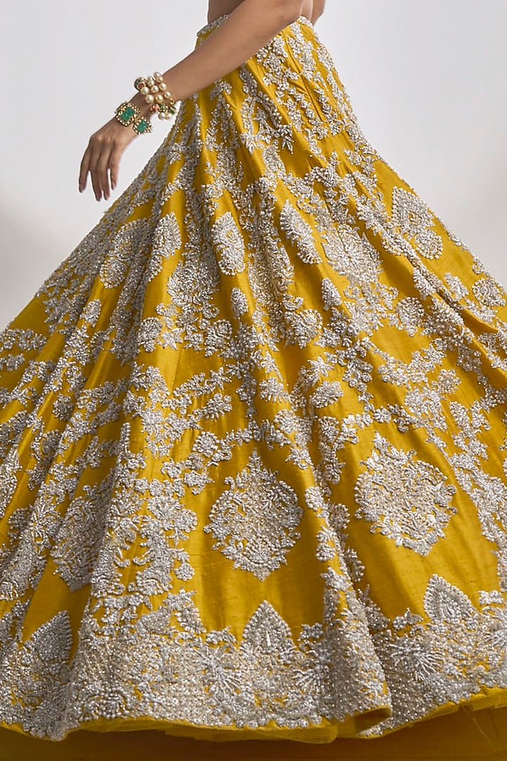 Yellow Raw Silk Zardosi Embroidered Bridal Lehenga Set by Seema Gujral at Pernia's Pop Up Shop