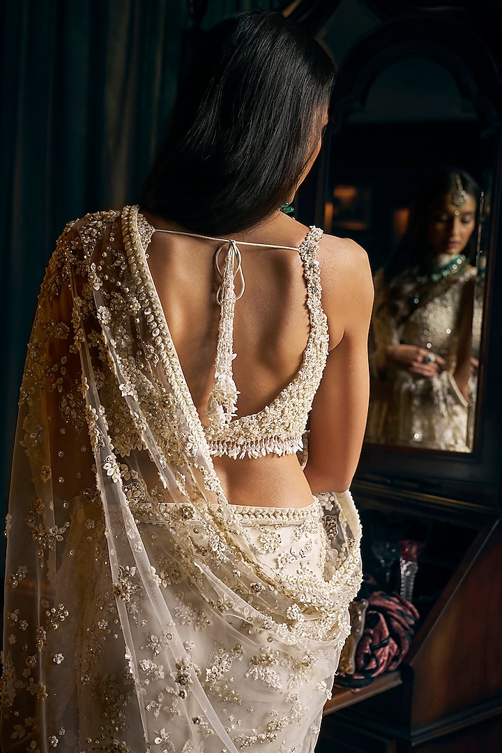 Ivory Net Three Dimensional Embroidered Reception Saree Set by Seema Gujral at Pernia's Pop Up Shop