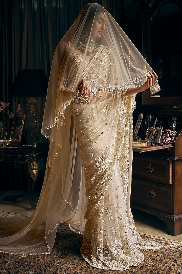 Ivory Net Three Dimensional Embroidered Reception Saree Set by Seema Gujral at Pernia's Pop Up Shop