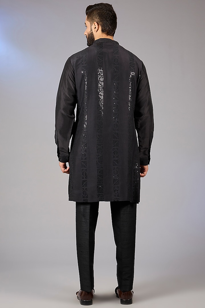 Deep Purple Raw Silk Embroidered Groom Indowestern Set by Seema Gujral Men at Pernia's Pop Up Shop