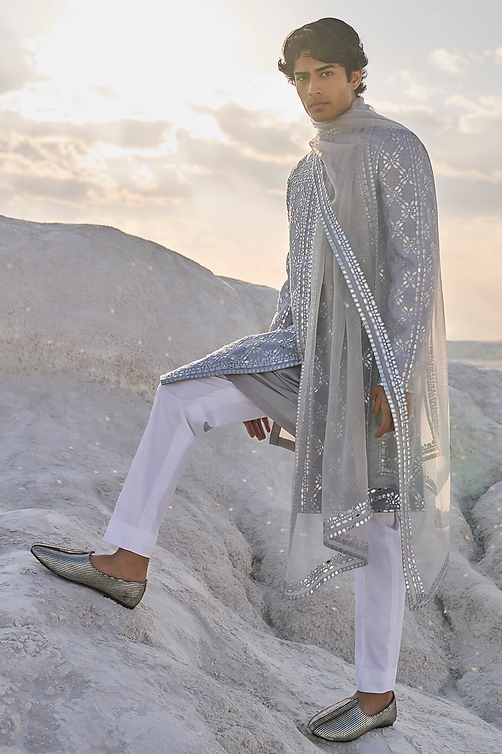 Grey Raw Silk Embroidered Groom Sherwani Set by Seema Gujral Men at Pernia's Pop Up Shop