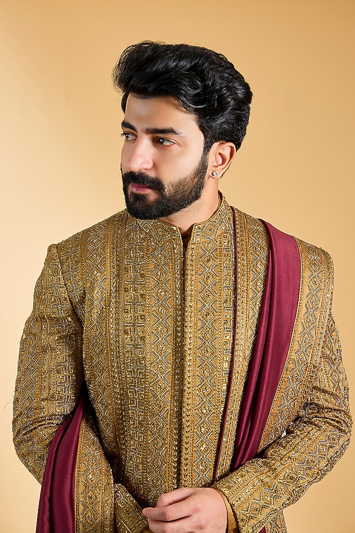 Antique Gold Raw Silk Embroidered Sherwani Set by Seema Gujral Men at Pernia's Pop Up Shop