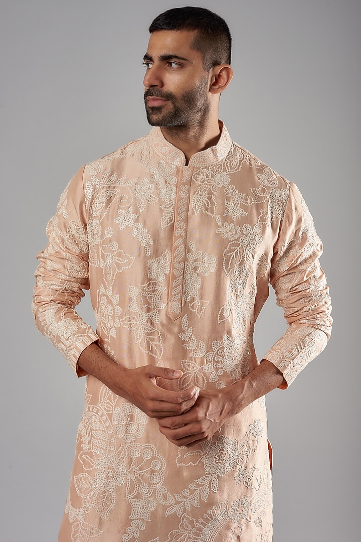 Peach Silk Dori Embroidered Kurta Set by Seema Gujral Men at Pernia's Pop Up Shop