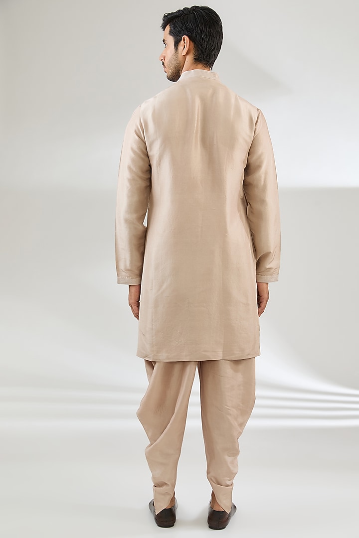 Ivory Raw Silk Embroidered Sherwani Set by Seema Gujral Men at Pernia's Pop Up Shop