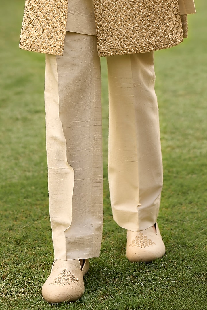Ivory Silk Thread Embroidered Groom Sherwani Set by Seema Gujral Men at Pernia's Pop Up Shop