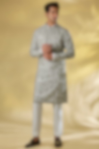 Ivory-Grey Silk Thread Embroidered Kurta Set by Seema Gujral Men