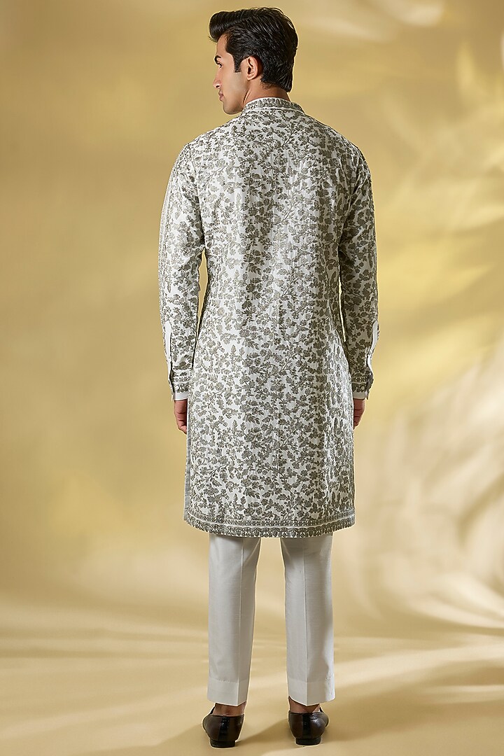 Ivory-Grey Silk Thread Embroidered Kurta Set by Seema Gujral Men at Pernia's Pop Up Shop