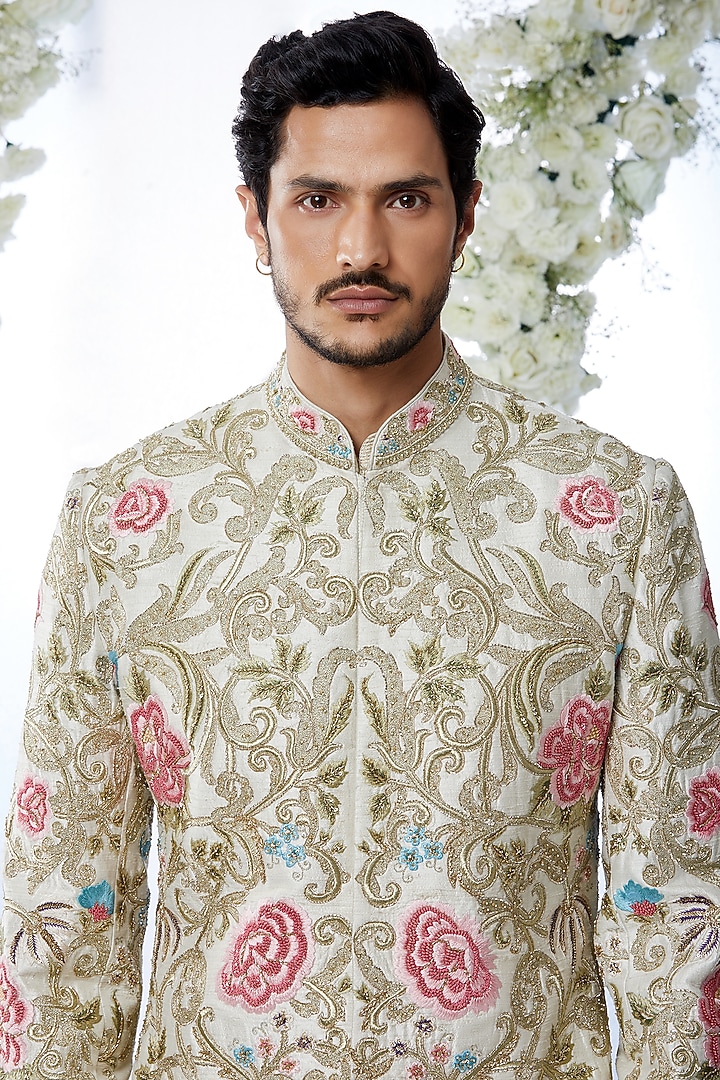Cream Raw Silk Embroidered Groom Sherwani Set by Seema Gujral Men at Pernia's Pop Up Shop