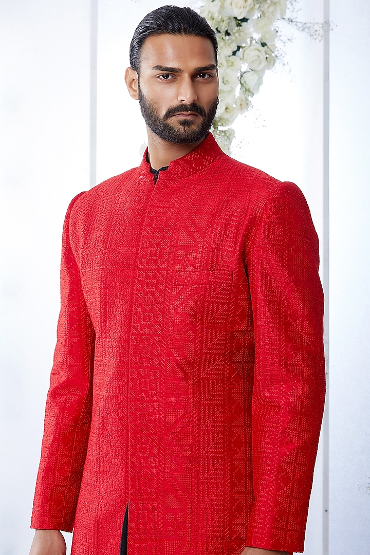 Deep Red Raw Silk Aari Embroidered Groom Sherwani Set by Seema Gujral Men at Pernia's Pop Up Shop