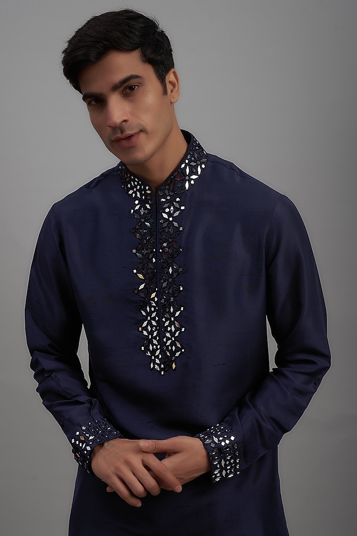 Navy Blue Silk Embroidered Kurta Set by Seema Gujral Men at Pernia's Pop Up Shop