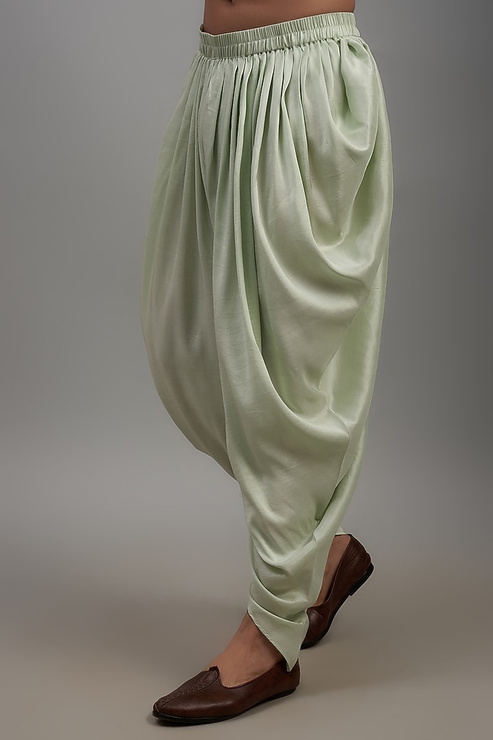 Mint Green Silk Embroidered Kurta Set by Seema Gujral Men at Pernia's Pop Up Shop