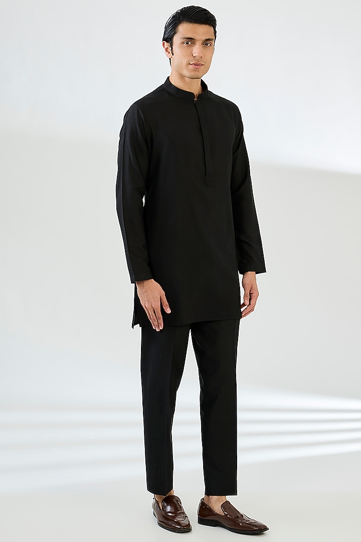 Black Cotton Silk Threadwork Groom Sherwani Set by Seema Gujral Men at Pernia's Pop Up Shop