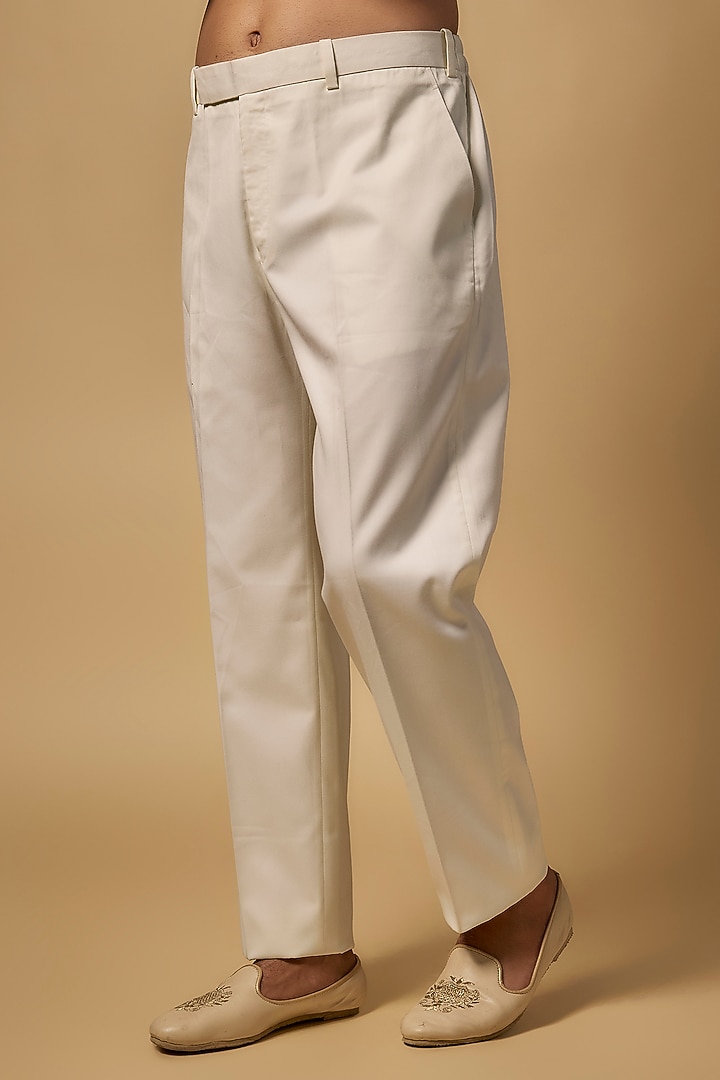 Ivory Silk Groom Sherwani Set by Seema Gujral Men at Pernia's Pop Up Shop