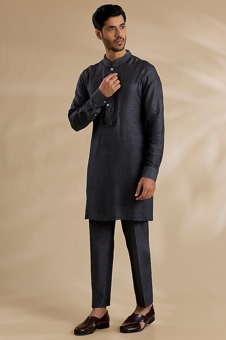 Charcoal Colored Textured Silk Thread Work Groom Sherwani Set by Seema Gujral Men at Pernia's Pop Up Shop