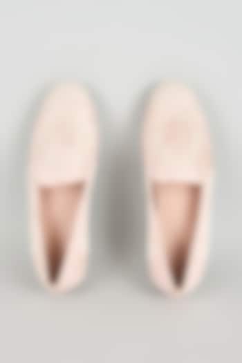 Powder Pink Silk & Leather Juttis by Seema Gujral Men at Pernia's Pop Up Shop