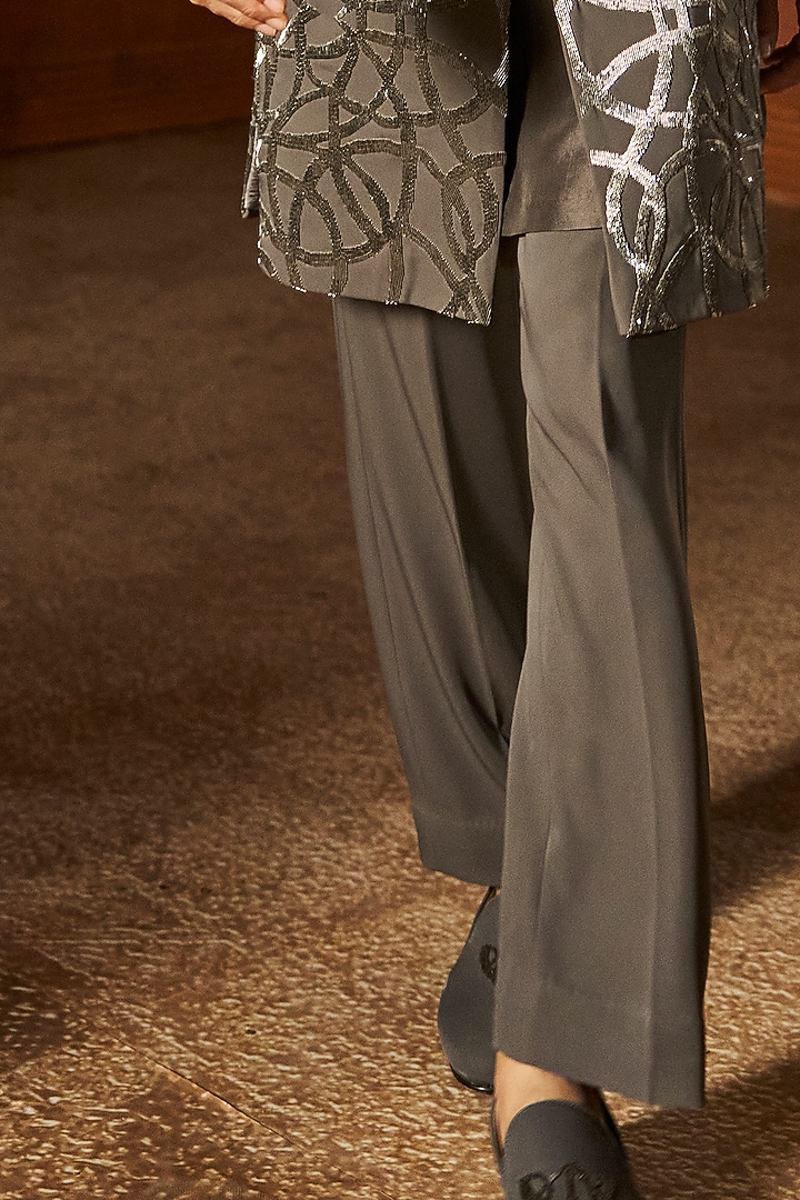 Grey Suiting Fabric Embroidered Groom Sherwani Set by Seema Gujral Men at Pernia's Pop Up Shop