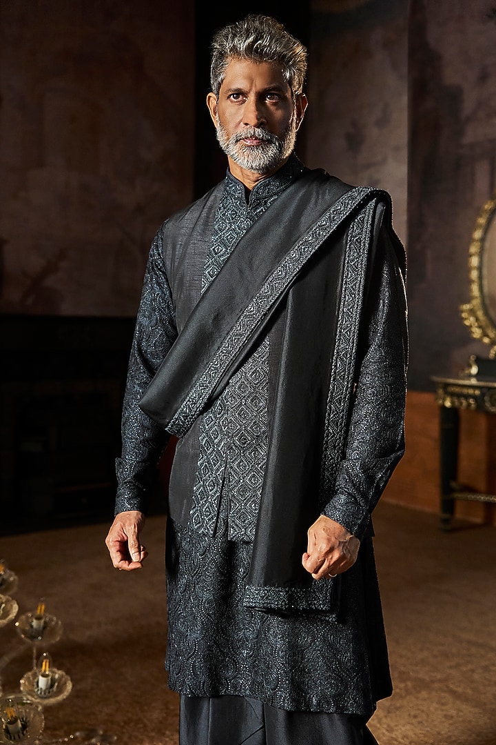 Charcoal Grey Textured Silk Sequins Embroidered Bundi Set by Seema Gujral Men at Pernia's Pop Up Shop
