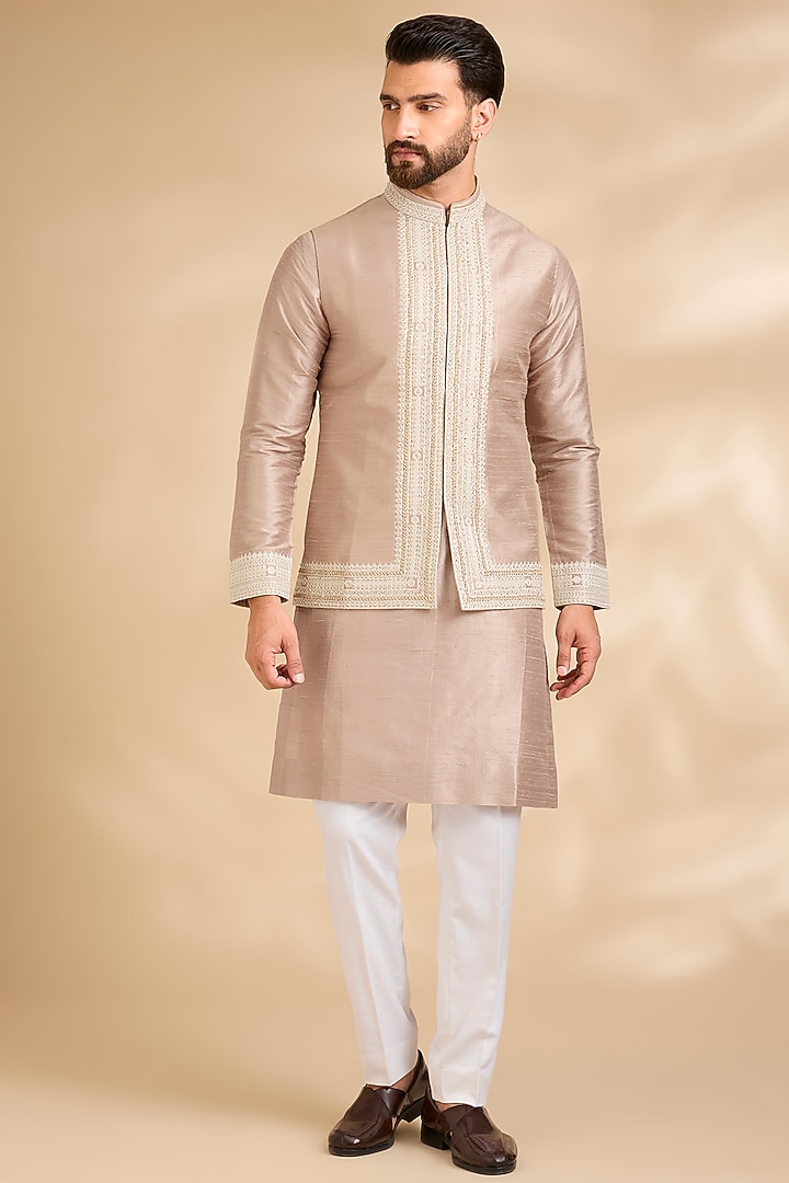 Dusty Nude Silk Bundi Jacket Set by Seema Gujral Men at Pernia's Pop Up Shop