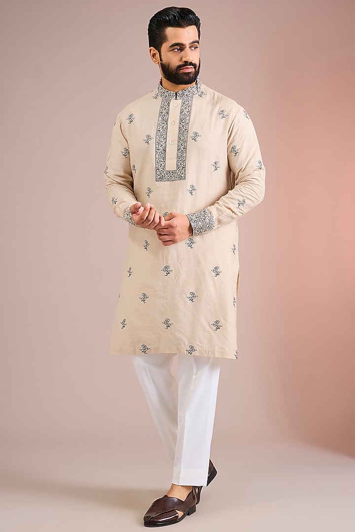 Beige Silk Bundi Jacket Set by Seema Gujral Men at Pernia's Pop Up Shop