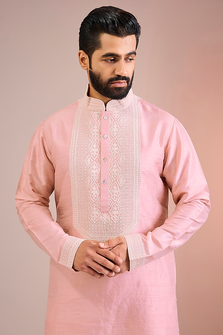 Powder Pink Silk Kurta Set by Seema Gujral Men at Pernia's Pop Up Shop