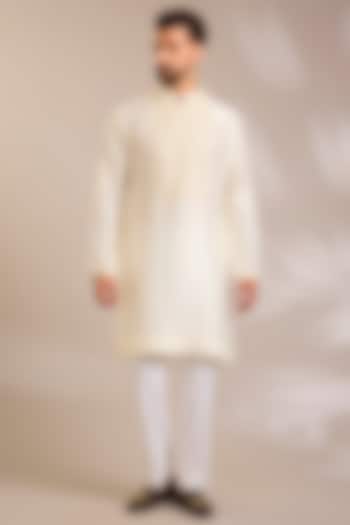 Ivory Silk Kurta Set by Seema Gujral Men at Pernia's Pop Up Shop