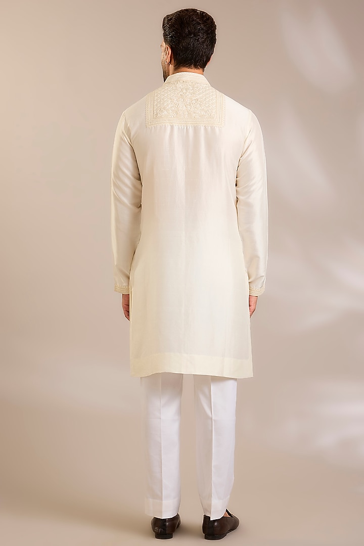 Ivory Silk Kurta Set by Seema Gujral Men at Pernia's Pop Up Shop