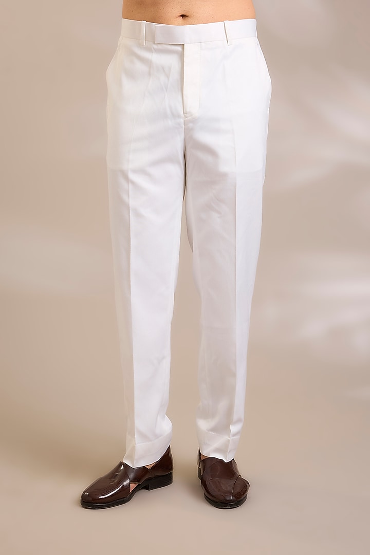 Ivory Silk Kurta Set by Seema Gujral Men at Pernia's Pop Up Shop