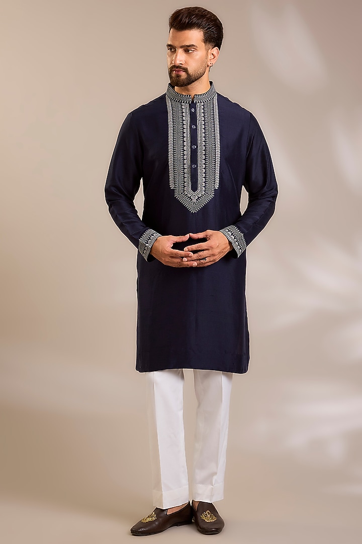Black Silk Kurta Set by Seema Gujral Men at Pernia's Pop Up Shop